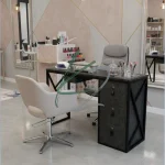 میز ناخن آرایشگاهی